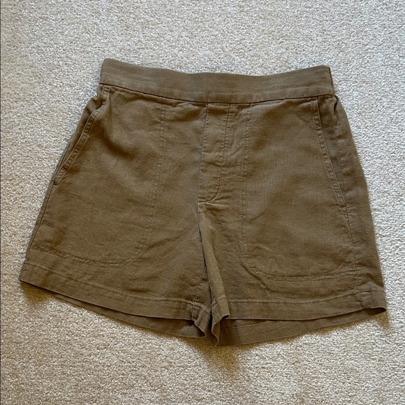 Banana Republic Factory Black and Tan Women's Linen Blend Shorts - Picture 7 of 10